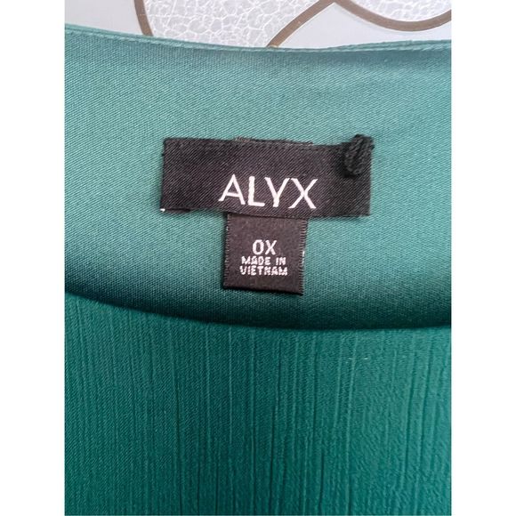 Alyx Blouse Emerald Green Size XL Built-in Tank Top- Sheer overlay and sleeves - - Picture 2 of 6
